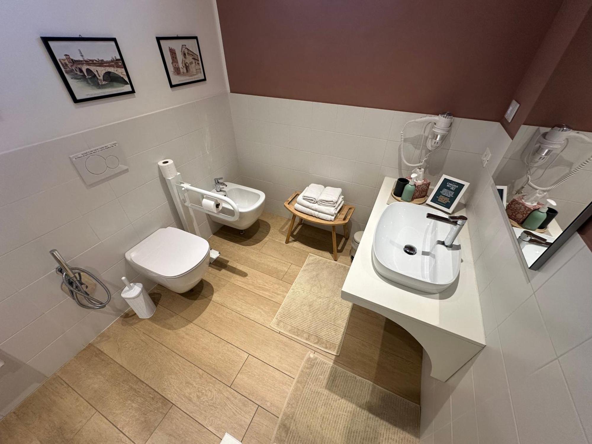 Veronalago B&B Accessibile Bussolengo Exterior foto